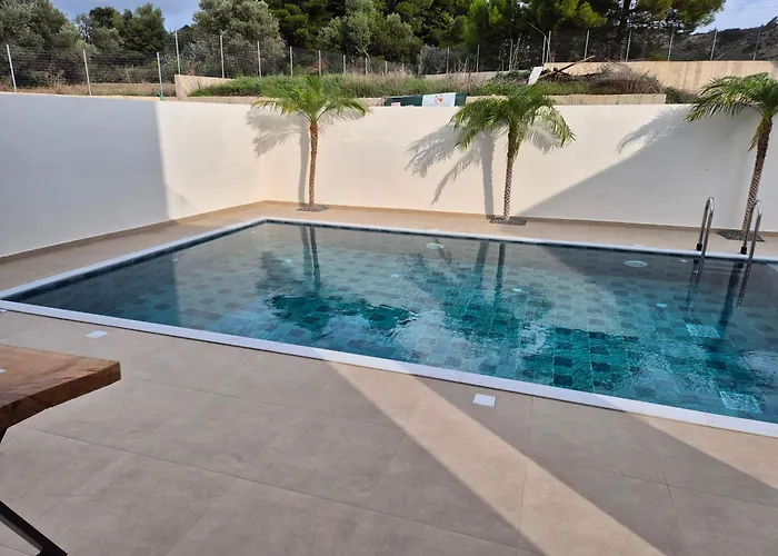 Luxe Nieuwe Met Zwembad * Kalithiész