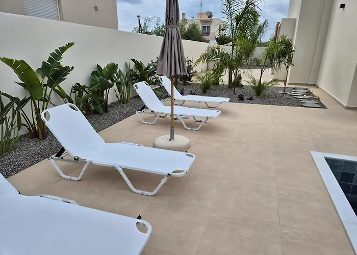 Luxe Nieuwe Met Zwembad *