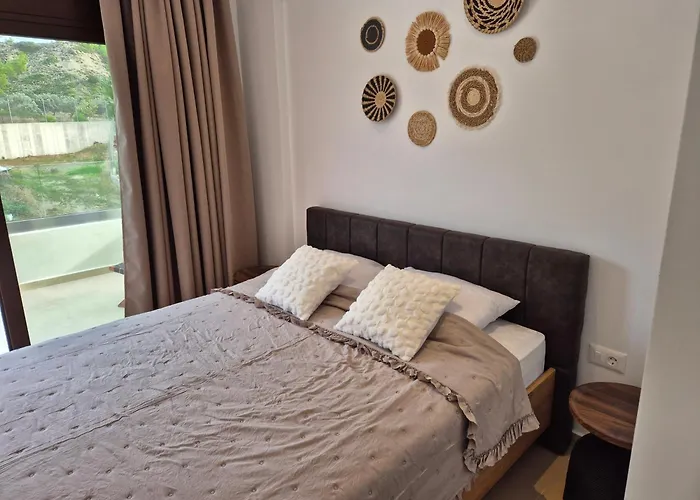 Luxe Nieuwe Met Zwembad * Kalithiész