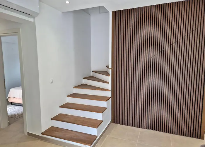 Luxe Nieuwe Met Zwembad Kalithies